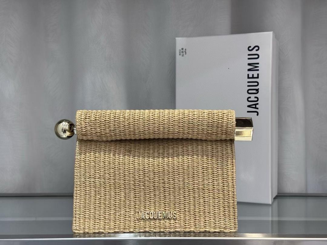 Jacquemus light brown bag