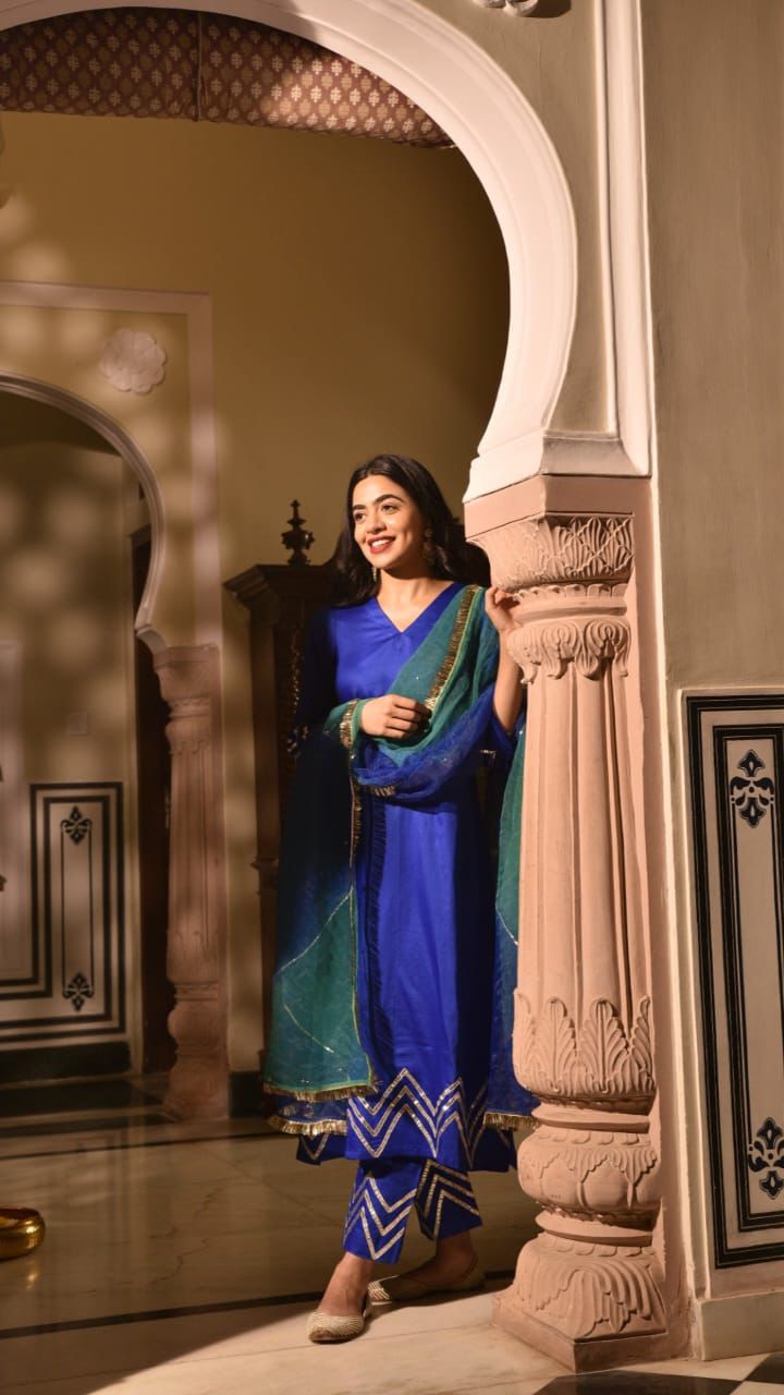 PEACOCK GOTTA SQUENCE SUIT SET