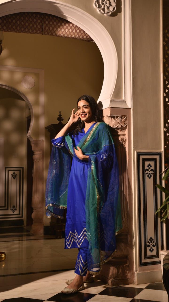 PEACOCK GOTTA SQUENCE SUIT SET