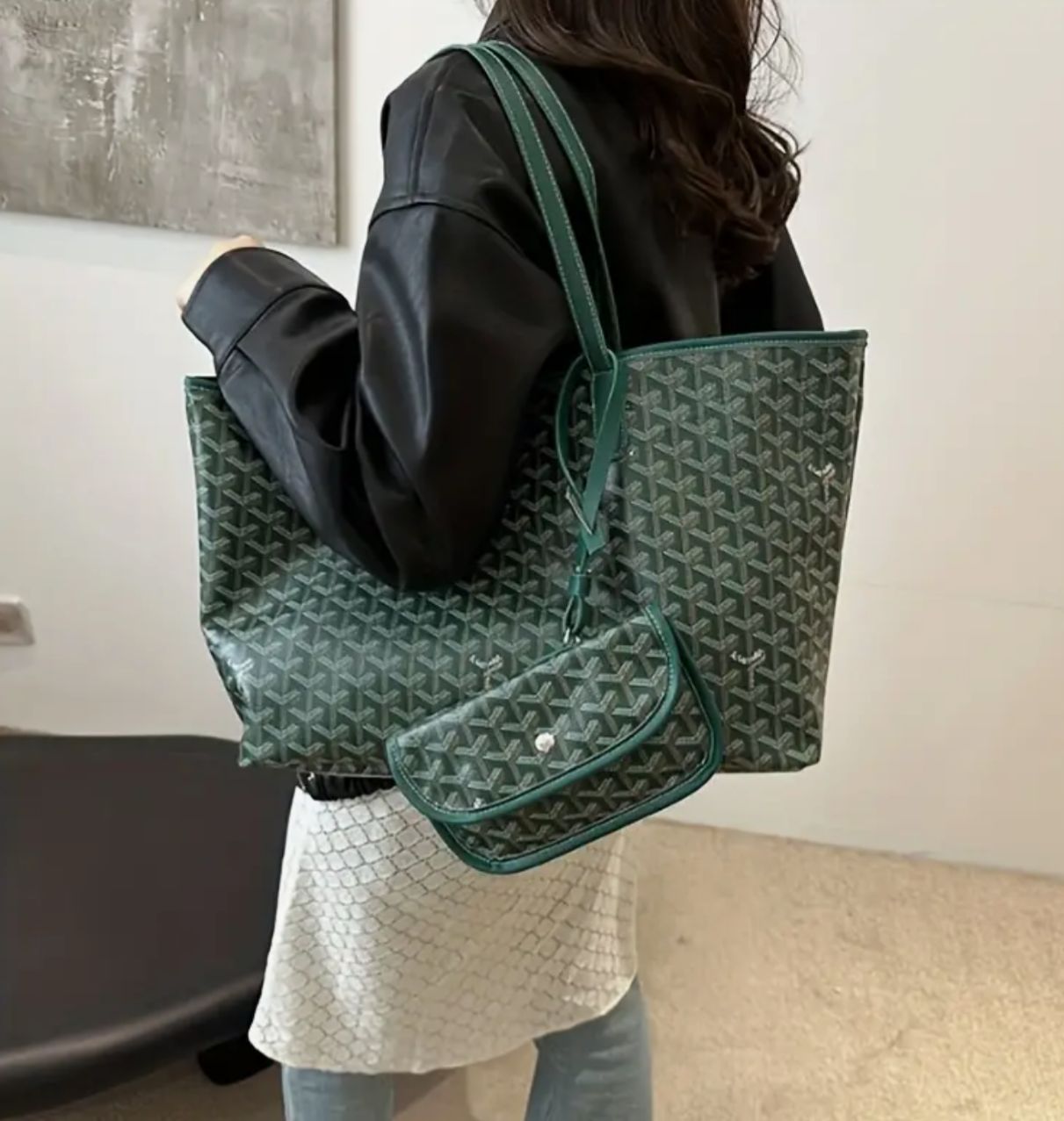 Vintage-Style Shoulder Tote Bag