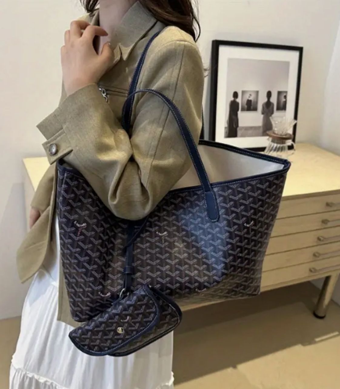 Vintage-Style Shoulder Tote Bag