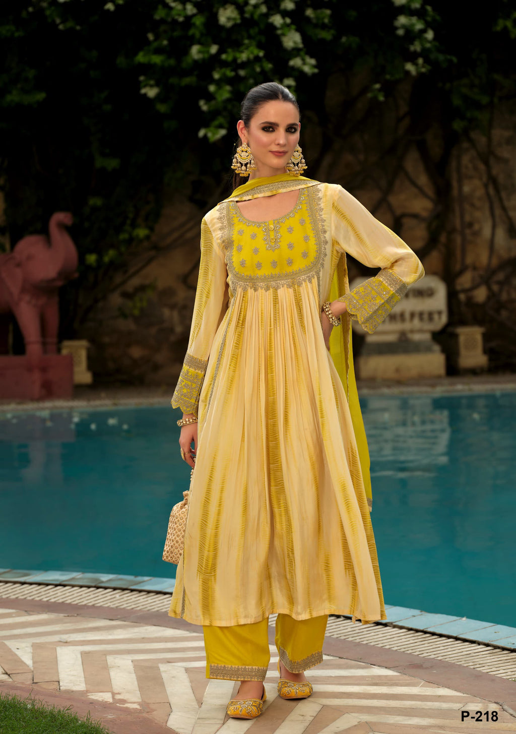 Beautiful crape 3 piece dress