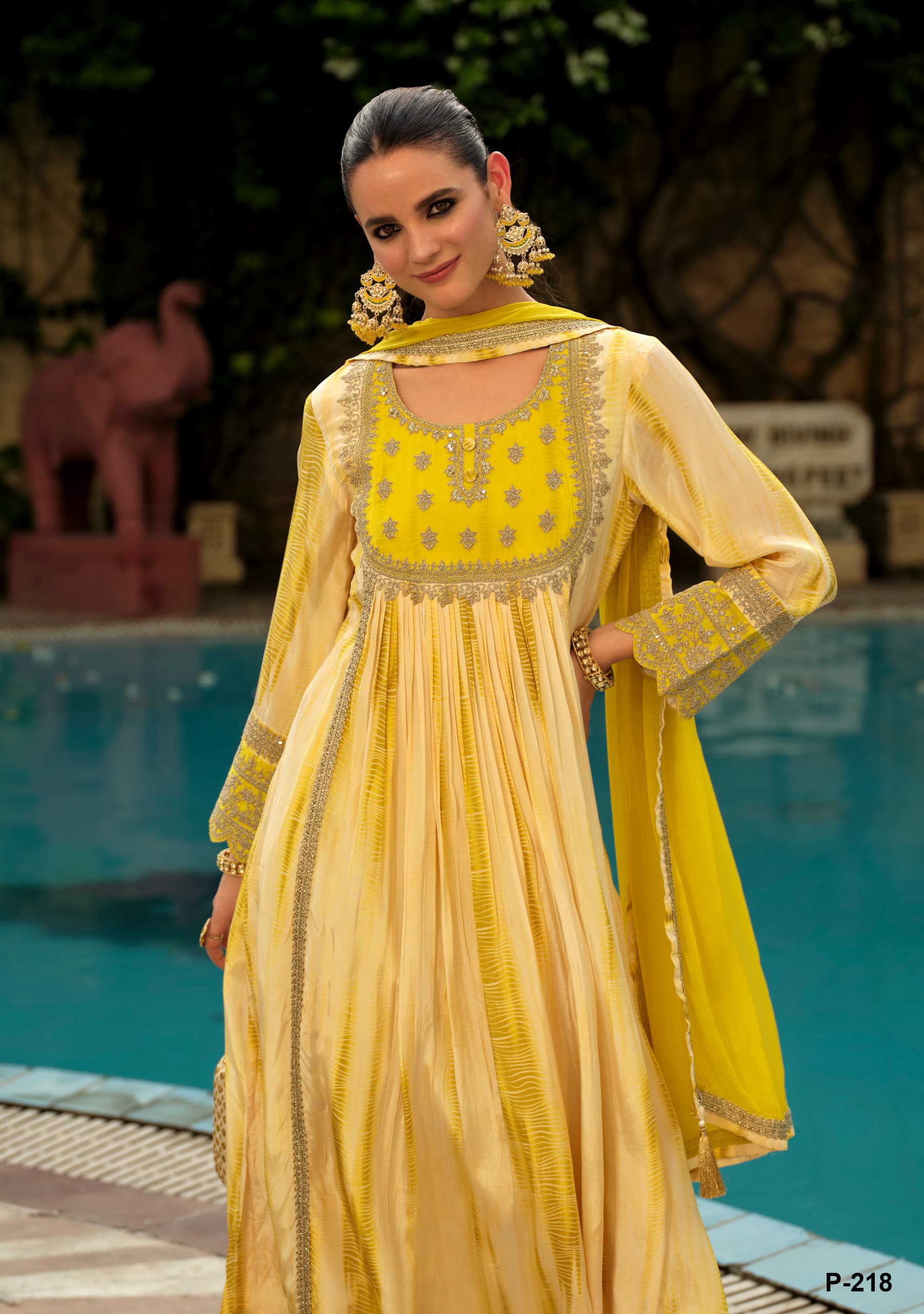 Beautiful crape 3 piece dress