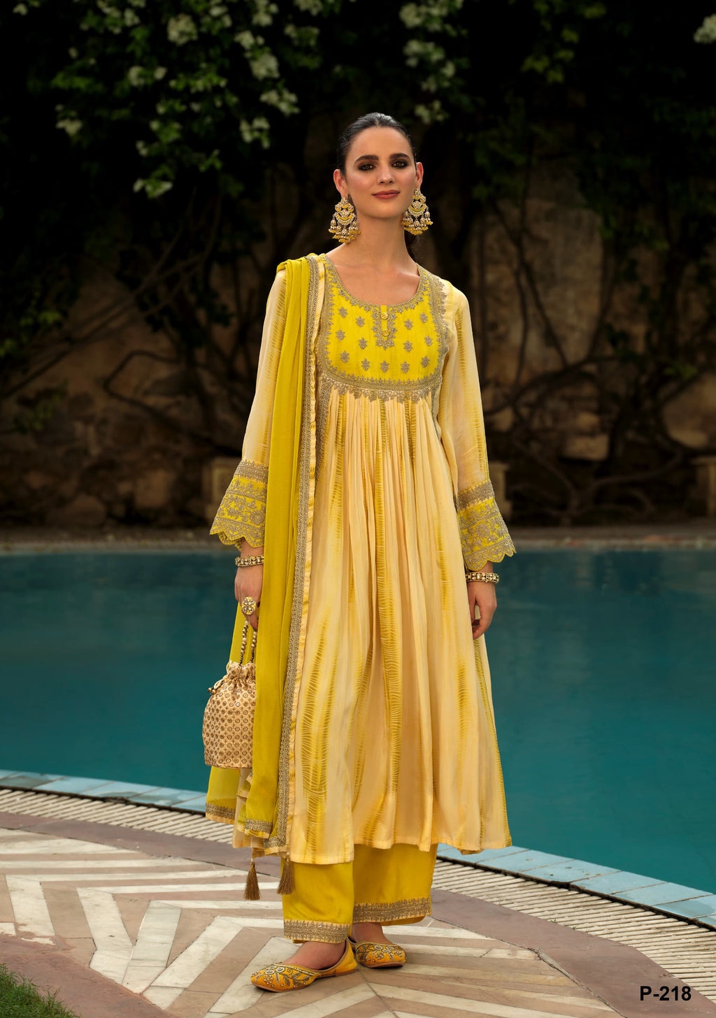 Beautiful crape 3 piece dress