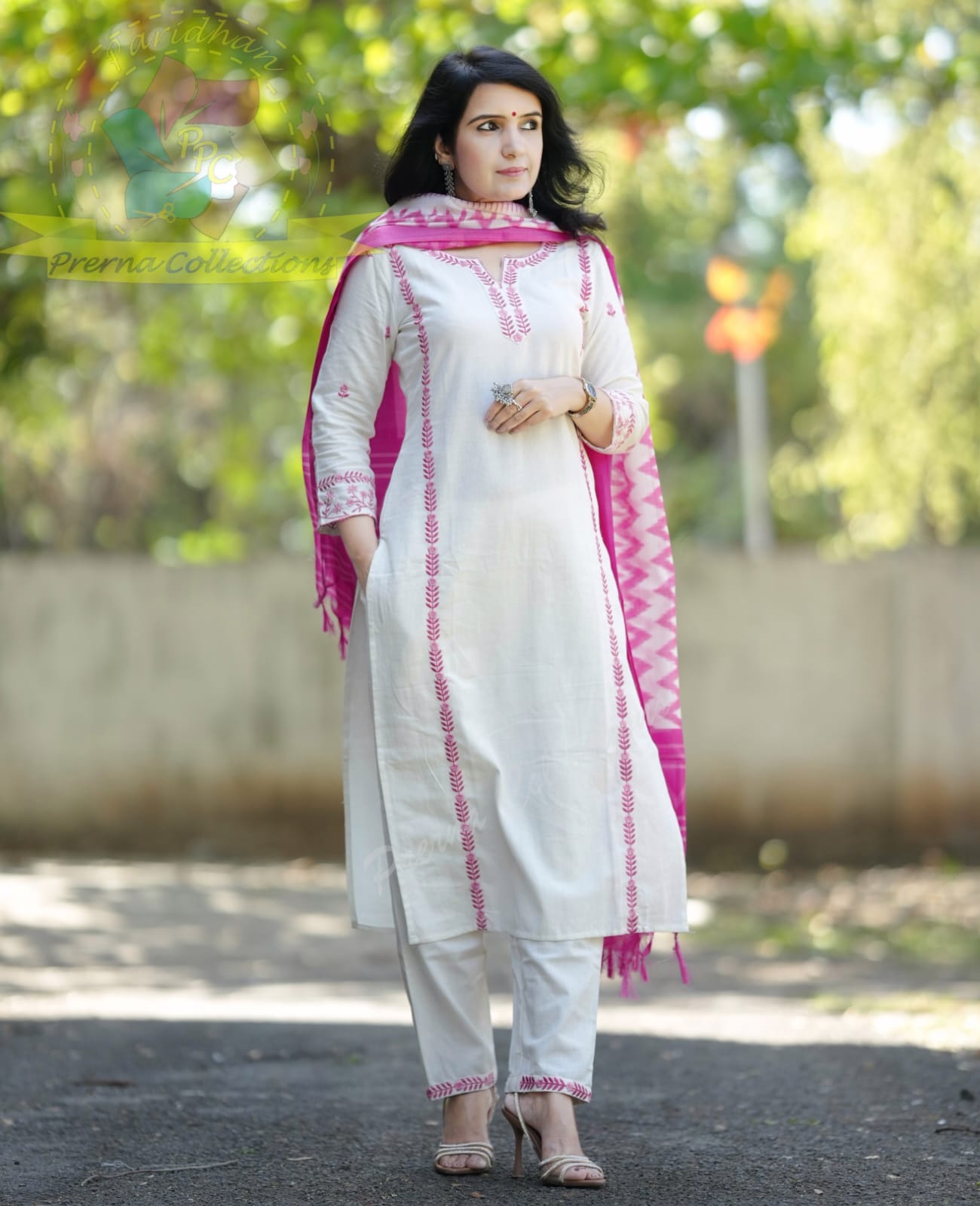 CLASSY HANDLOOM EMBROIDERY SET WITH IKKATH KHADI SILK DUPATTA