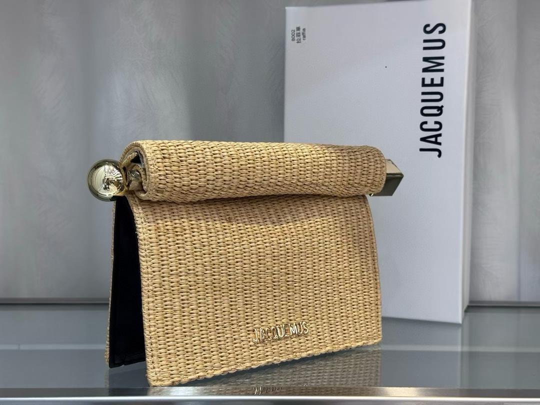 Jacquemus light brown bag