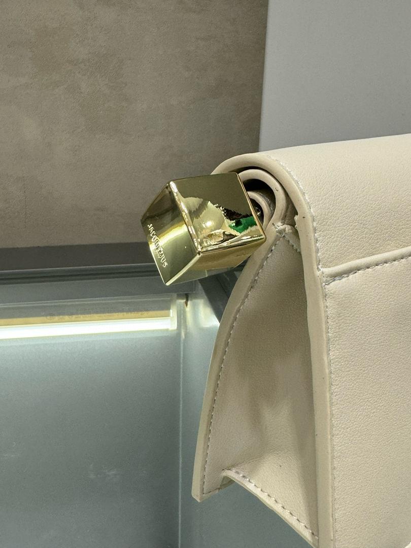 Jacquemus white bag