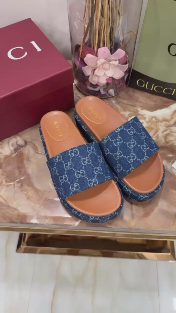 Gucci blue wedges